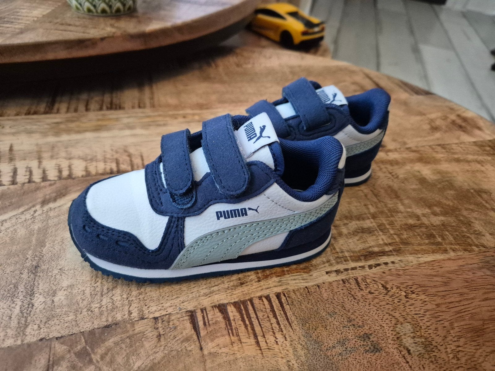 puma maat 22 jongens, Kinderen en Baby's, Babykleding | Schoentjes en Sokjes, Schoentjes, Puma, Ophalen of Verzenden, Zo goed als nieuw