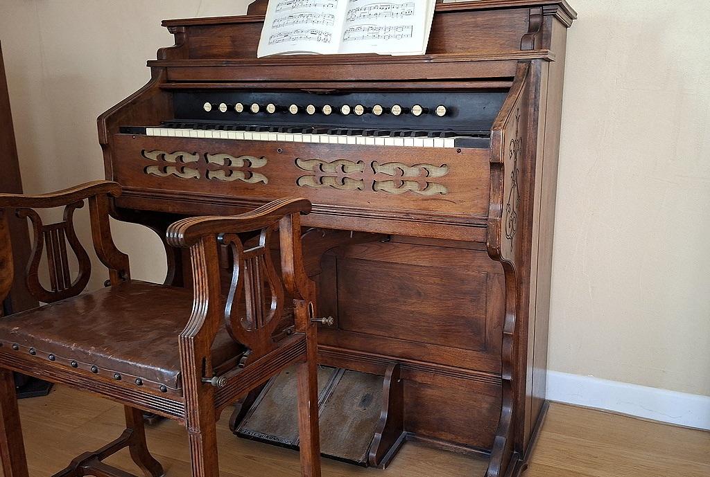 Harmonium Estey Organ Co, Ophalen, Gebruikt, 1 klavier, Harmonium