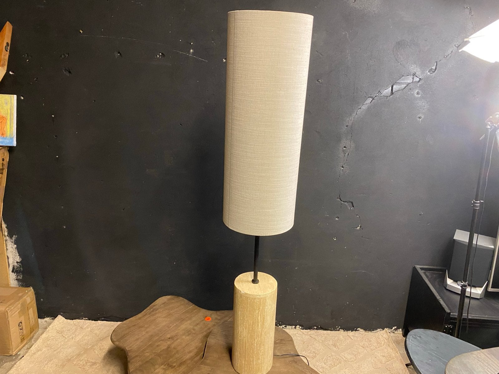 Staande lamp 153cm met travertin voet en linnen kap, Ophalen, Nieuw, Stof, 150 tot 200 cm