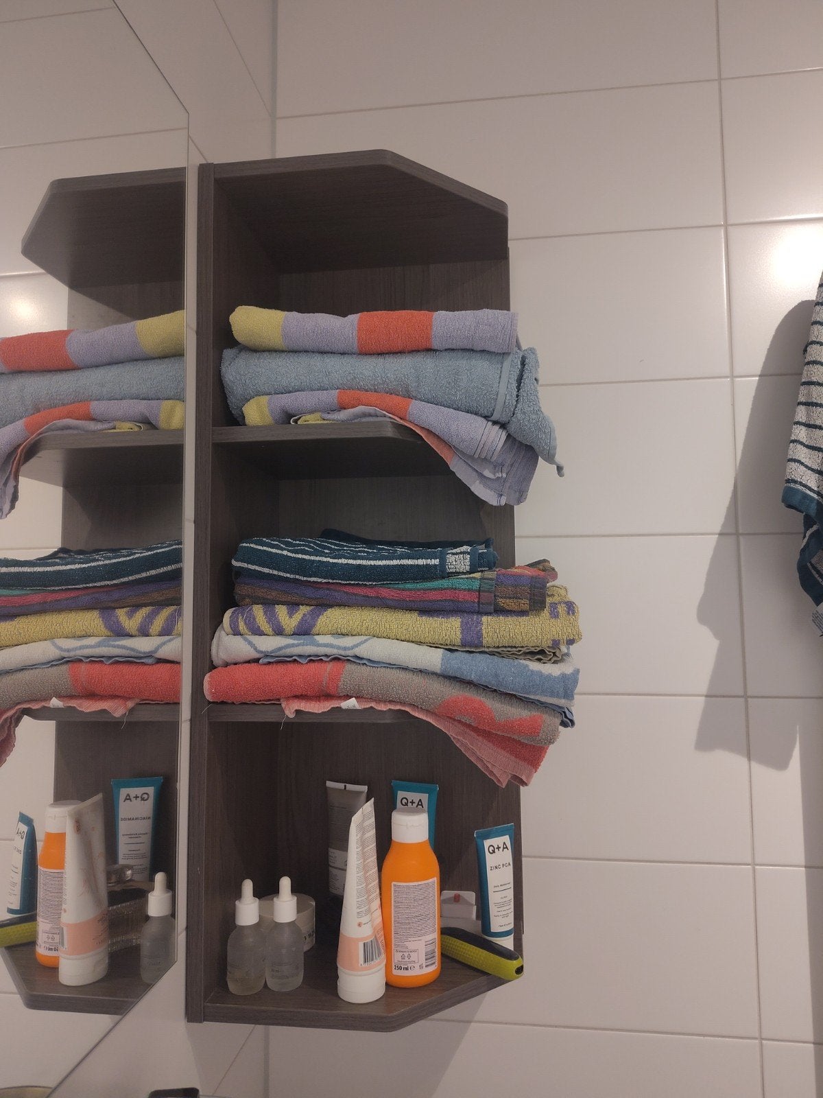 Badkamer hoek kastje/ meubel, Ophalen