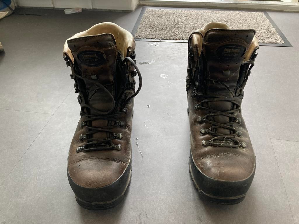 Meindl comfortfit / extra breed bergschoen B/C EU 43, Sport en Fitness, Bergsport en Wandelen, Gebruikt, Schoenen, Ophalen of Verzenden