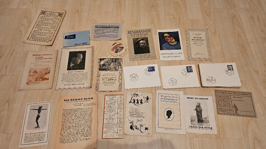 Doos met Duitse oude programma's, Verzamelen, Bidprentjes en Rouwkaarten, Ophalen of Verzenden