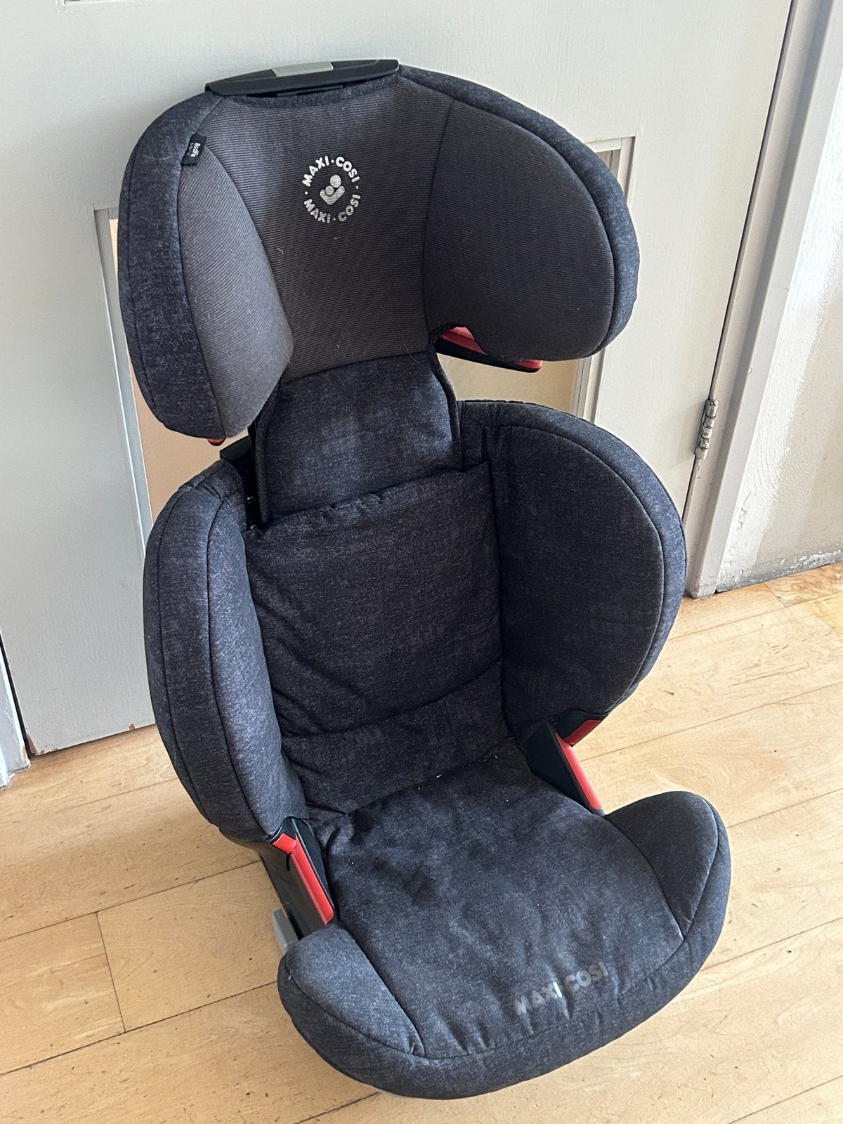 Autostoel Maxi Cosy Rodifix, Kinderen en Baby's, Autostoeltjes, Ophalen, 15 t/m 36 kg, Zo goed als nieuw, Isofix