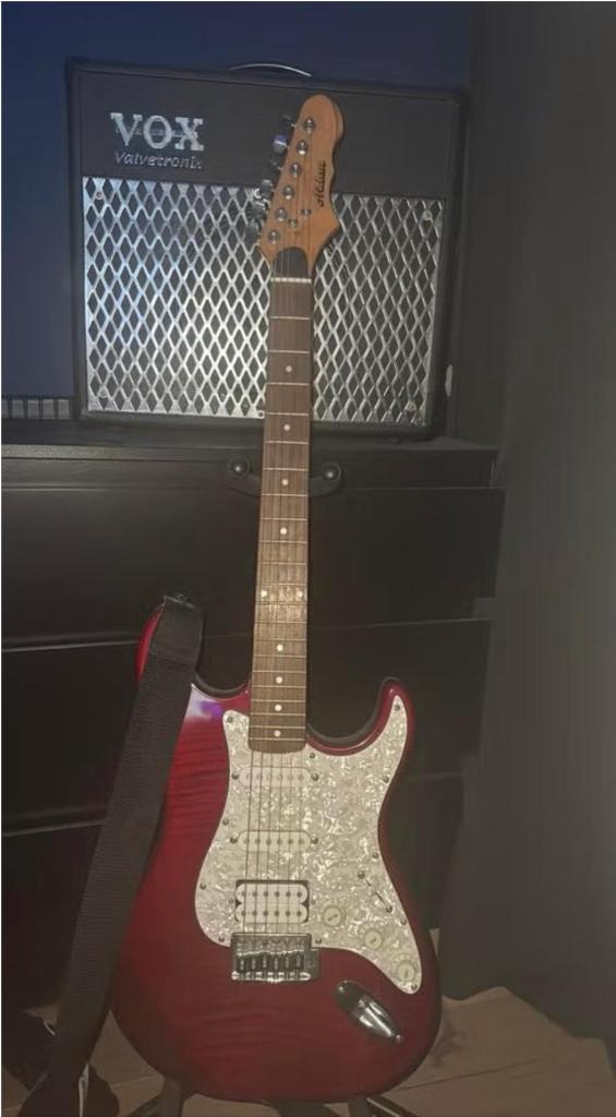 VOX Valvetronix AD30VT+Elektrische Gitaar set - starter set, Muziek en Instrumenten, Versterkers | Bas en Gitaar, Ophalen, Zo goed als nieuw