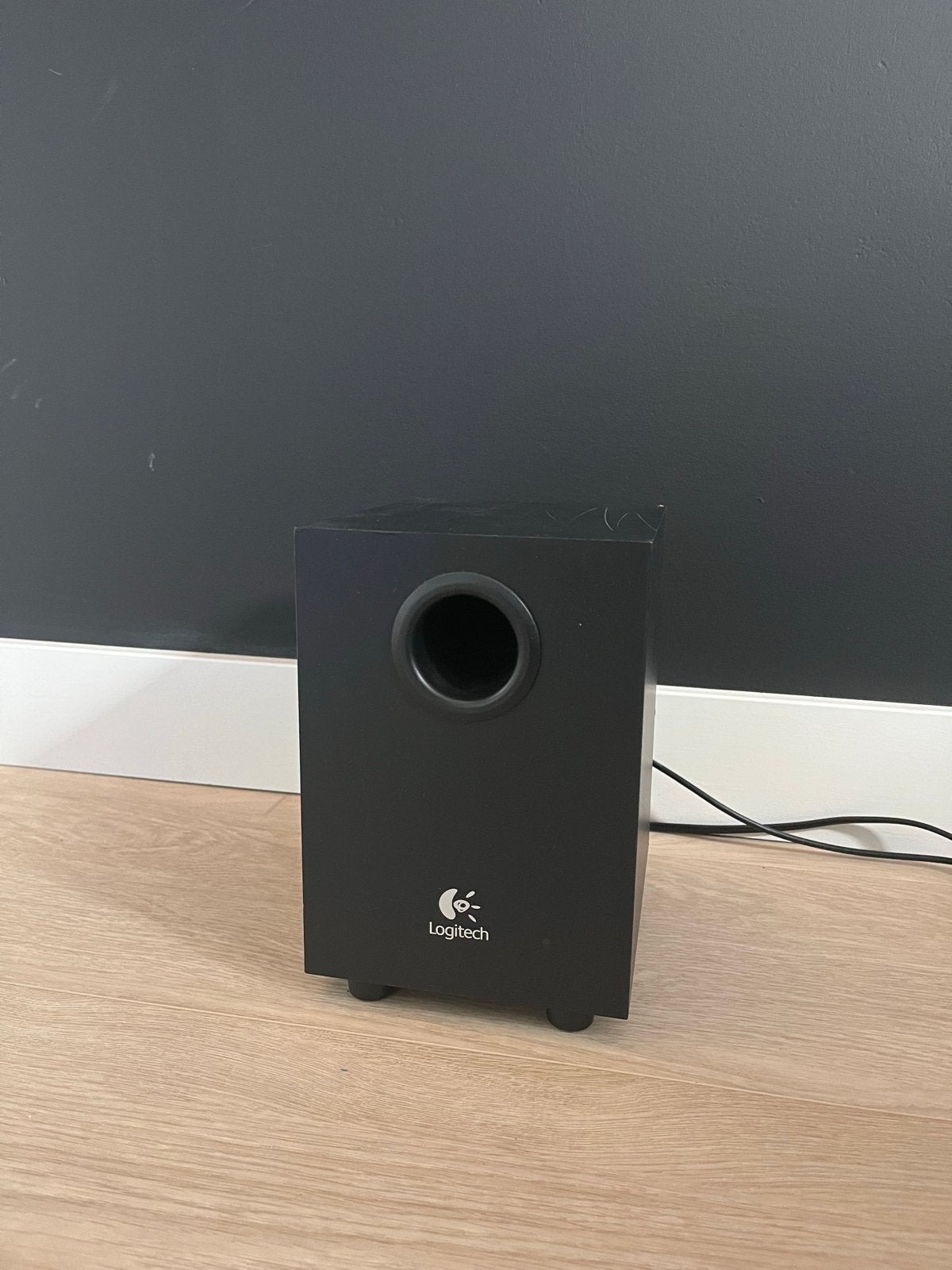 Logitech Speakerset met Subwoofer, Overige merken, Gebruikt, MP3-aansluiting, Ophalen of Verzenden