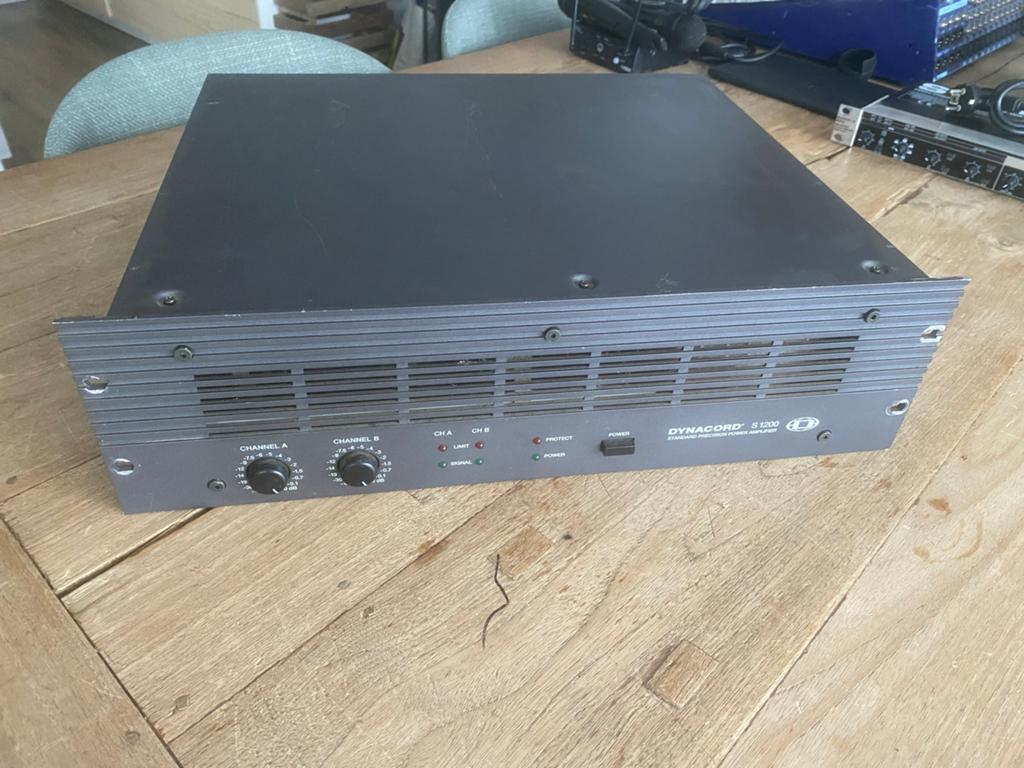 Dynacord S 1200 Eindversterker (2x600W) - Topstaat, Gebruikt, 500 tot 1000 watt, Ophalen of Verzenden, Nvt