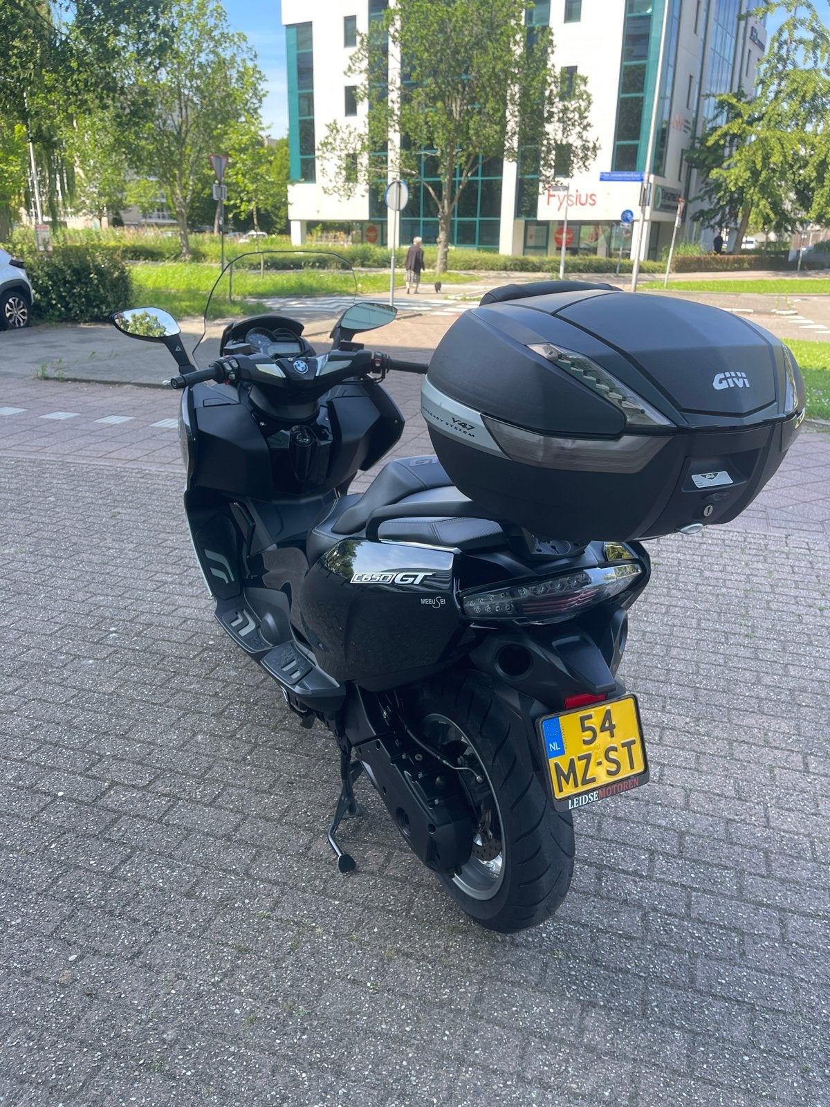 BMW C650 GT motorscooter met GIVI topkoffer, Fietsen en Brommers, Ophalen of Verzenden, Zo goed als nieuw