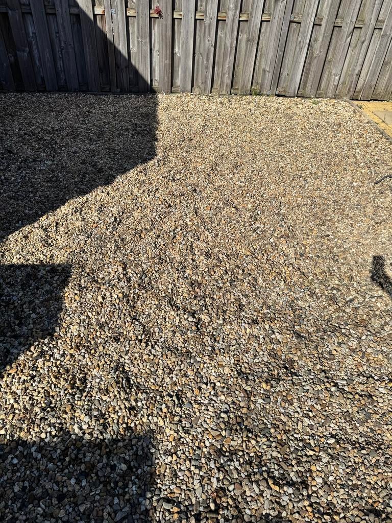 Gratis af te halen: Siergrind/kiezel ±1,5 ton, Tuin en Terras, Ophalen, Gebruikt, Multi, Grind