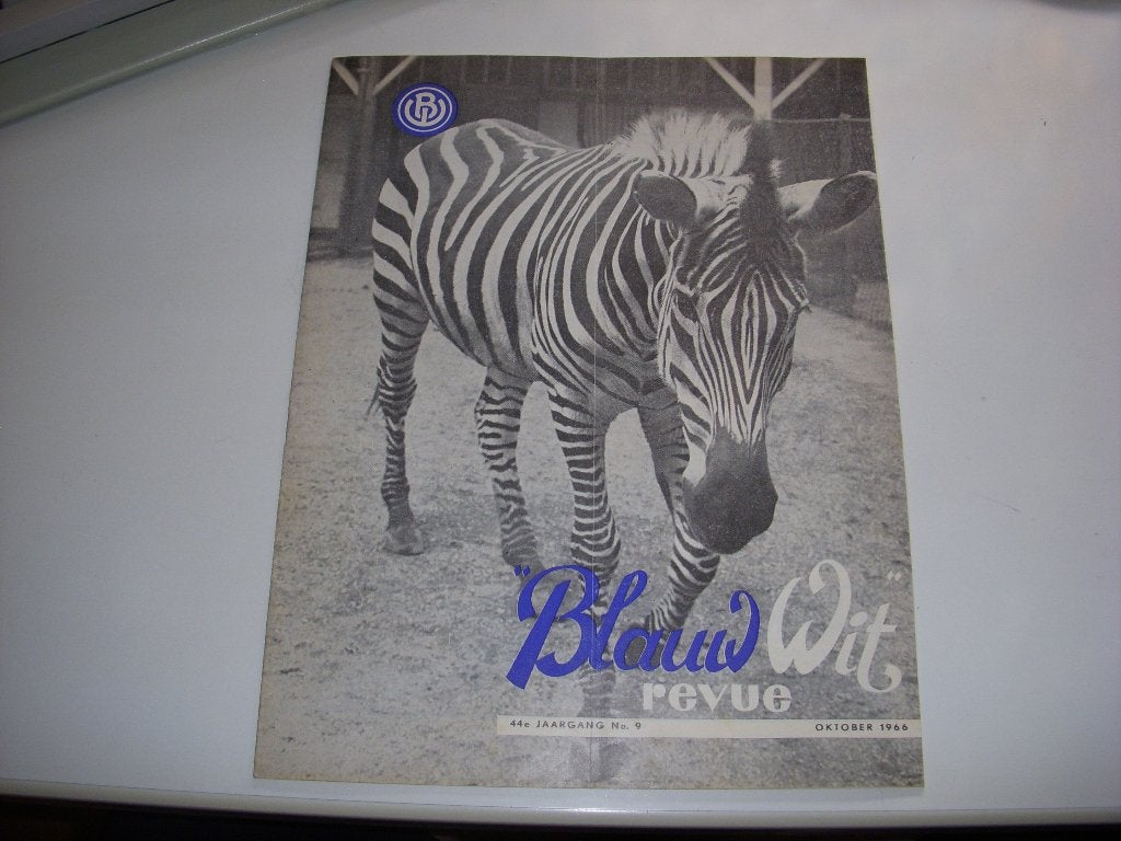 Clubblad ' Blauw-Wit Revue ' oud profclub Amsterdam 1966, Ophalen of Verzenden, Gebruikt, Overige binnenlandse clubs, Boek of Tijdschrift