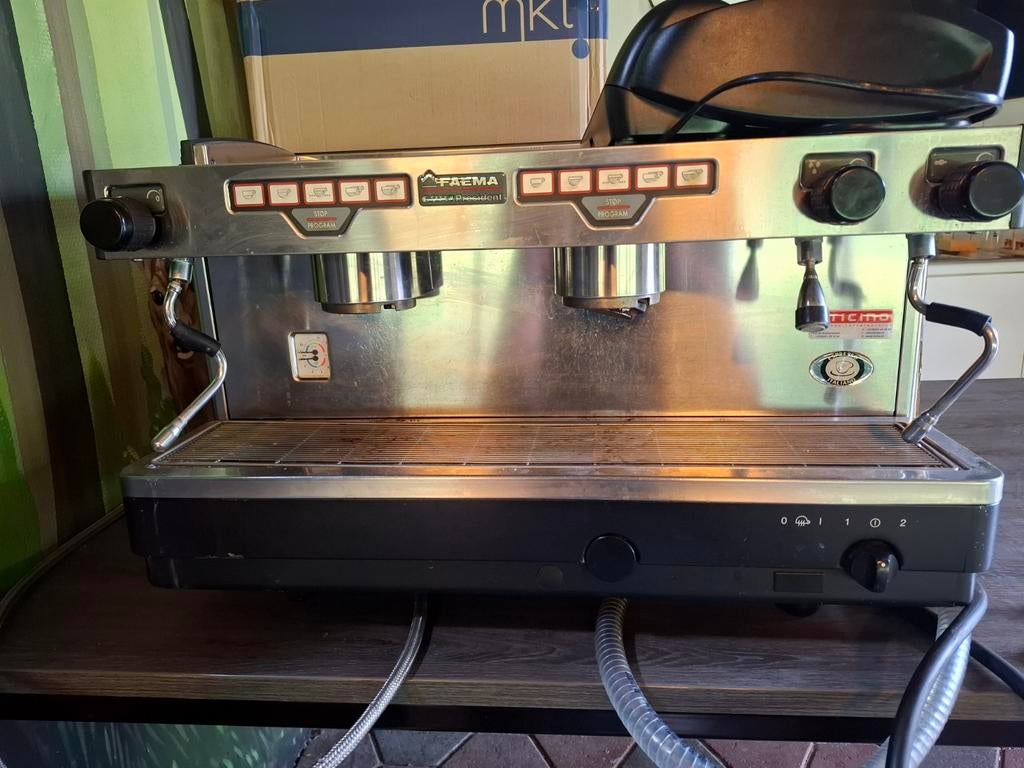 Professionele Faema Espresso Apparaat - Gebruikt, Ophalen, Gebruikt