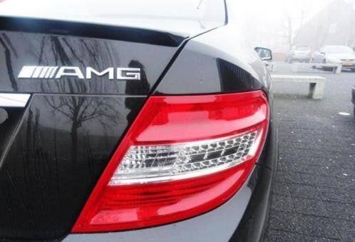 amg embleem amg logo C-klasse w204 w203 CLS CLA GLA E-klasse, Ophalen of Verzenden, Nieuw, Mercedes-Benz