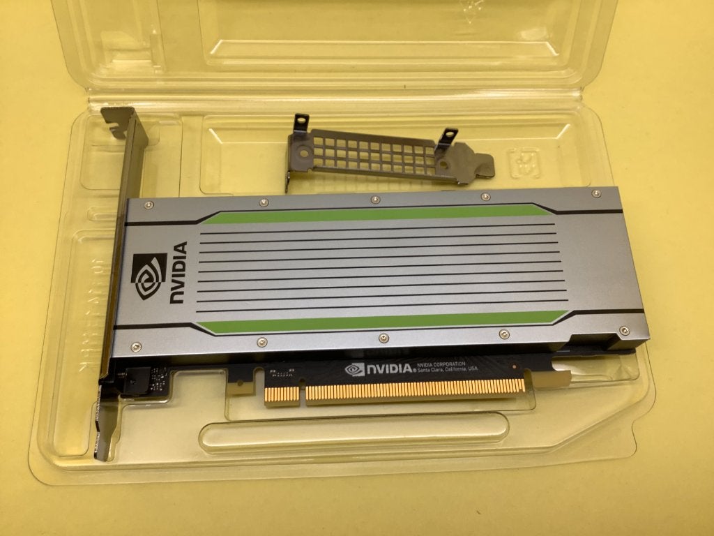 NVIDIA Tesla T4, Computers en Software, GDDR6, Ophalen of Verzenden, Zo goed als nieuw, PCI-Express 5