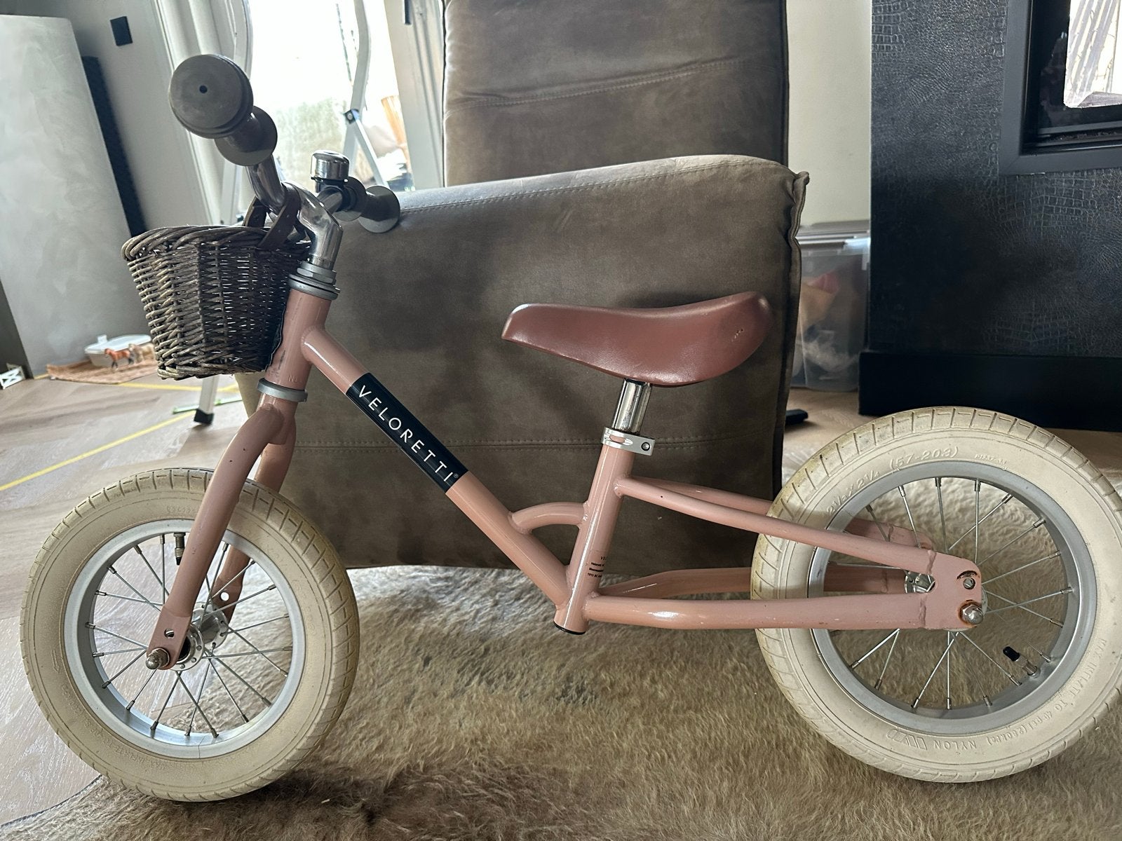 Veloretti loopfiets met mandje, Fietsen en Brommers, Fietsen | Kinderfietsjes, Ophalen, Gebruikt, 16 tot 20 inch