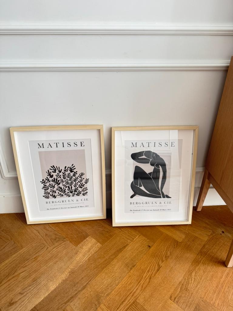 2 photoframes with matisse prints /2 fotolijsten, Ophalen of Verzenden, Zo goed als nieuw, Hout