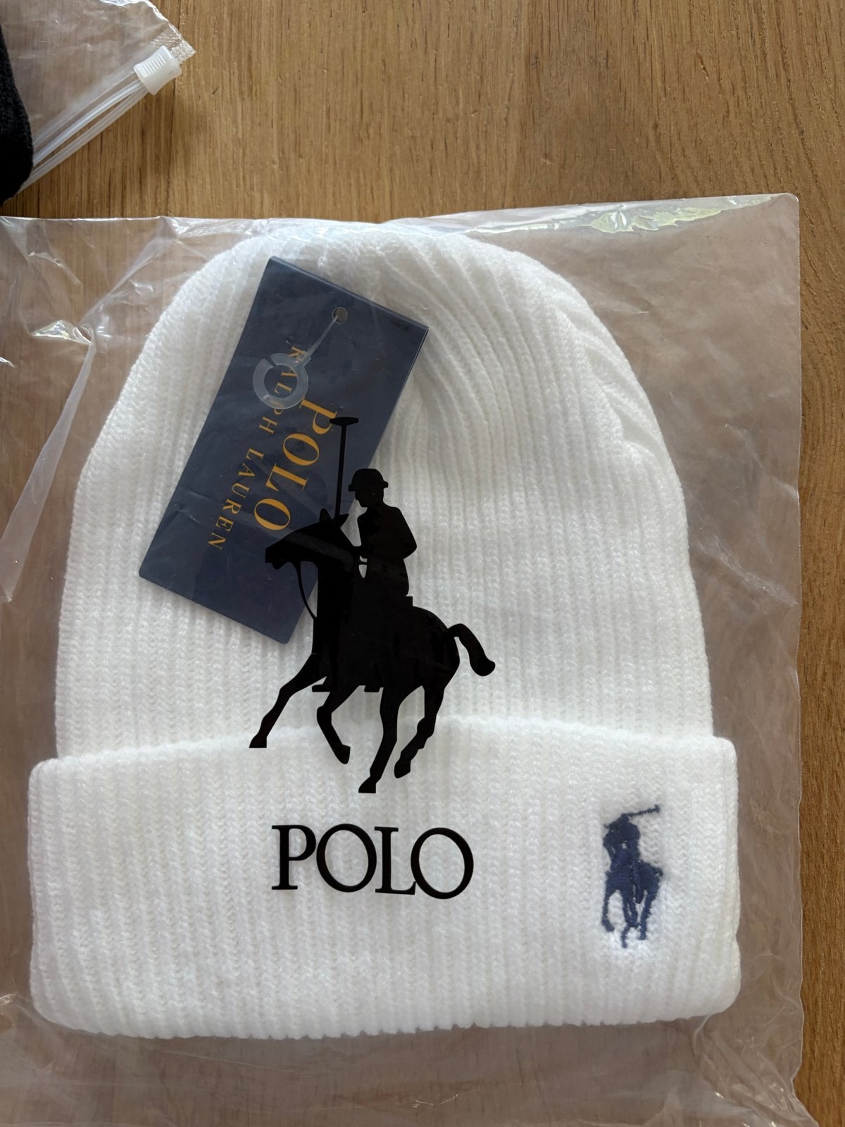 Witte Ralph Lauren Muts met Blauw Logo, Kleding | Dames, Verzenden, Nieuw, Muts