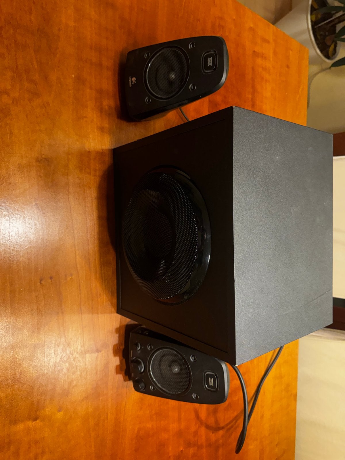 Logitech Z-2300 THX 2.1 Speakerset met Subwoofer, Ophalen of Verzenden, Gebruikt