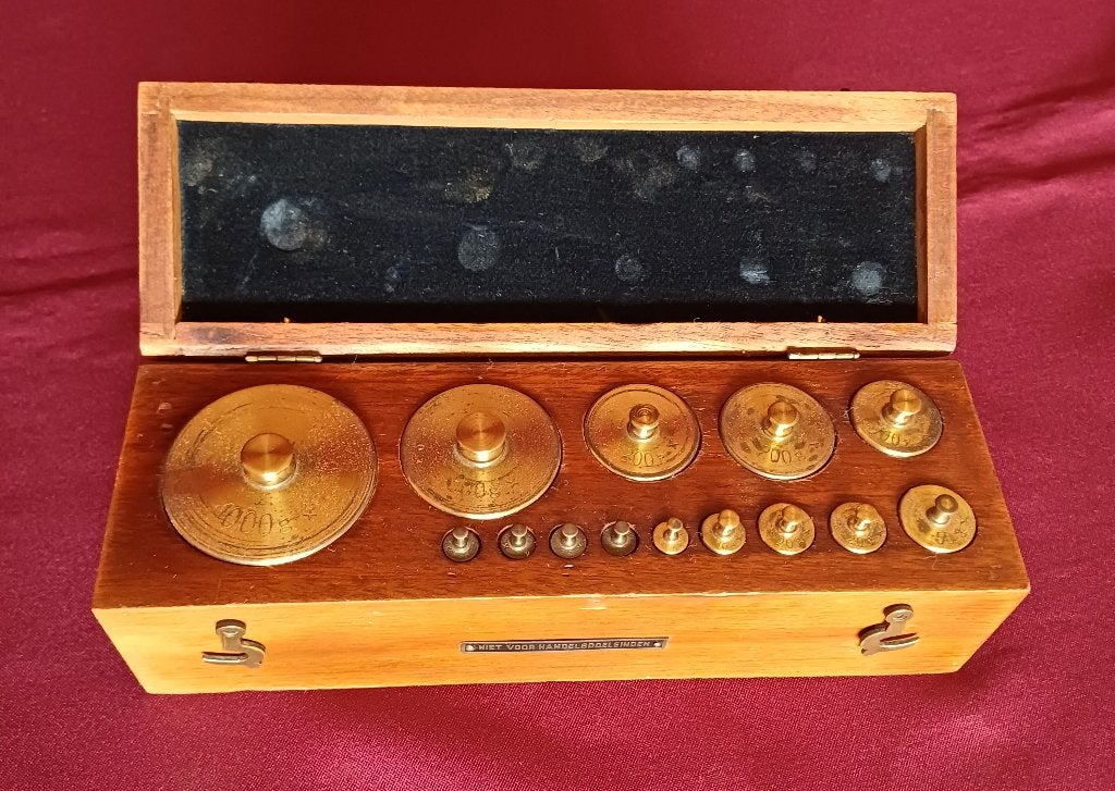 vintage gewichtenkistje( compleet ), Antiek en Kunst, Curiosa en Brocante, Ophalen of Verzenden
