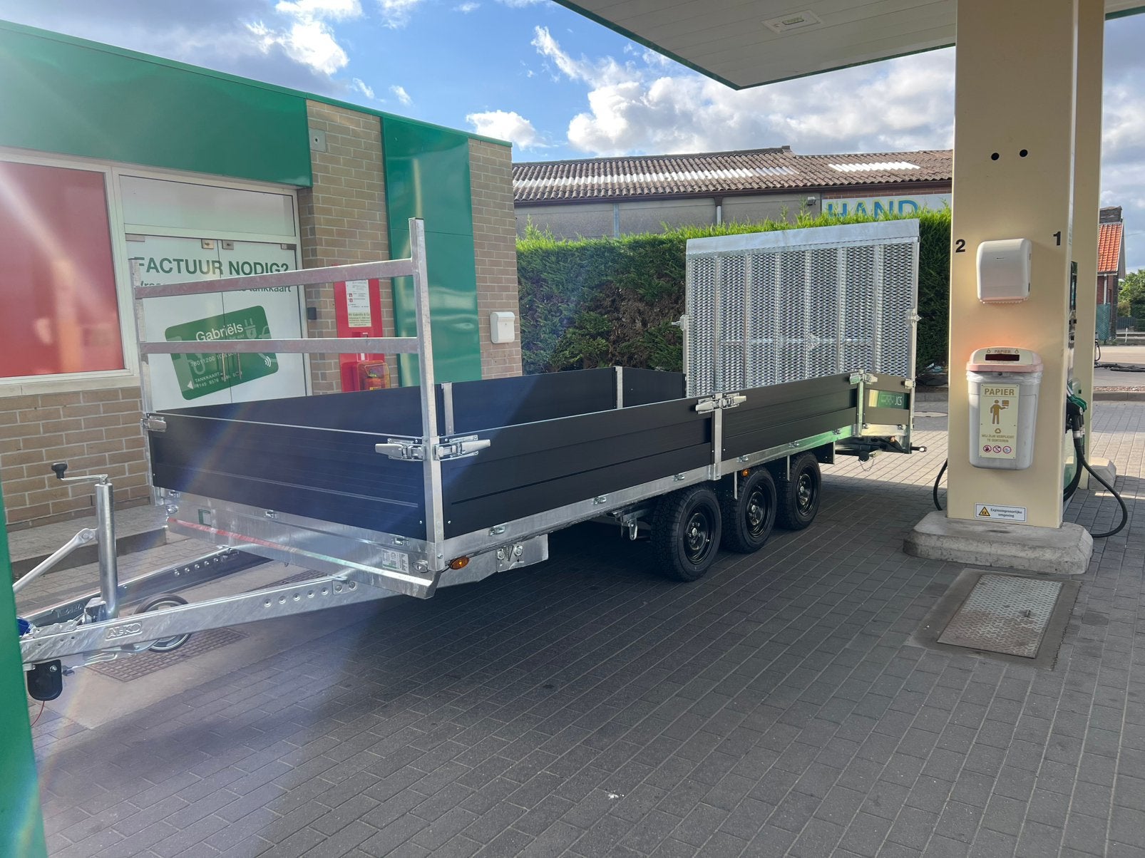 Nieuw in zeeland beaver trailer, Ophalen, Zo goed als nieuw