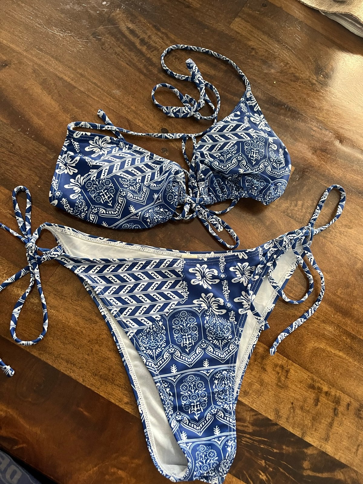 Blauwe bikini met wit patroon (XL), Ophalen of Verzenden, Zo goed als nieuw, Blauw, Bikini