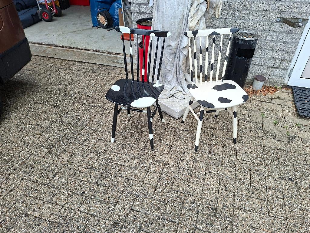 2 mooie houten vintage stoelen, Ophalen of Verzenden, Bruin, Vijf, Zes of meer stoelen