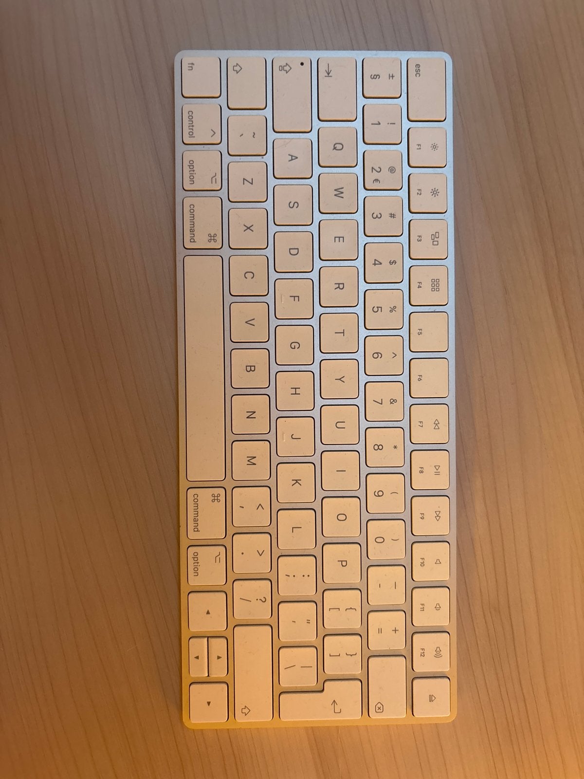 Apple Magic Keyboard - Draadloos en Compact, Computers en Software, Toetsenborden, Ophalen, Gebruikt, Draadloos, Qwerty