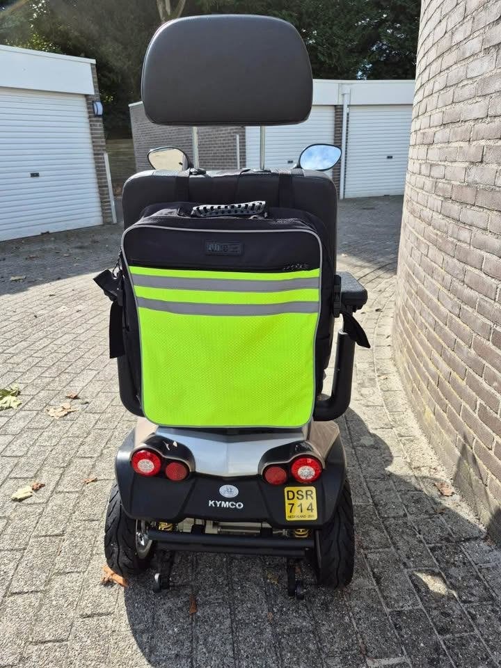 Scootmobiel, Ophalen, Kymco, Zo goed als nieuw, 46 km of meer