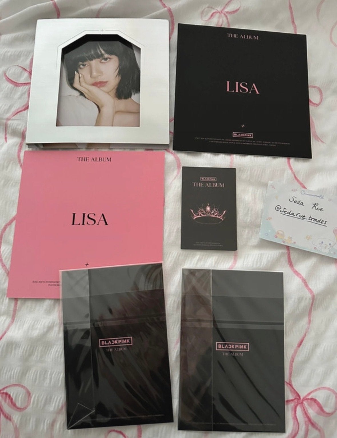 BLACKPINK Lisa The Album cards, K-pop, Verzenden, Zo goed als nieuw, Inclusief boekje