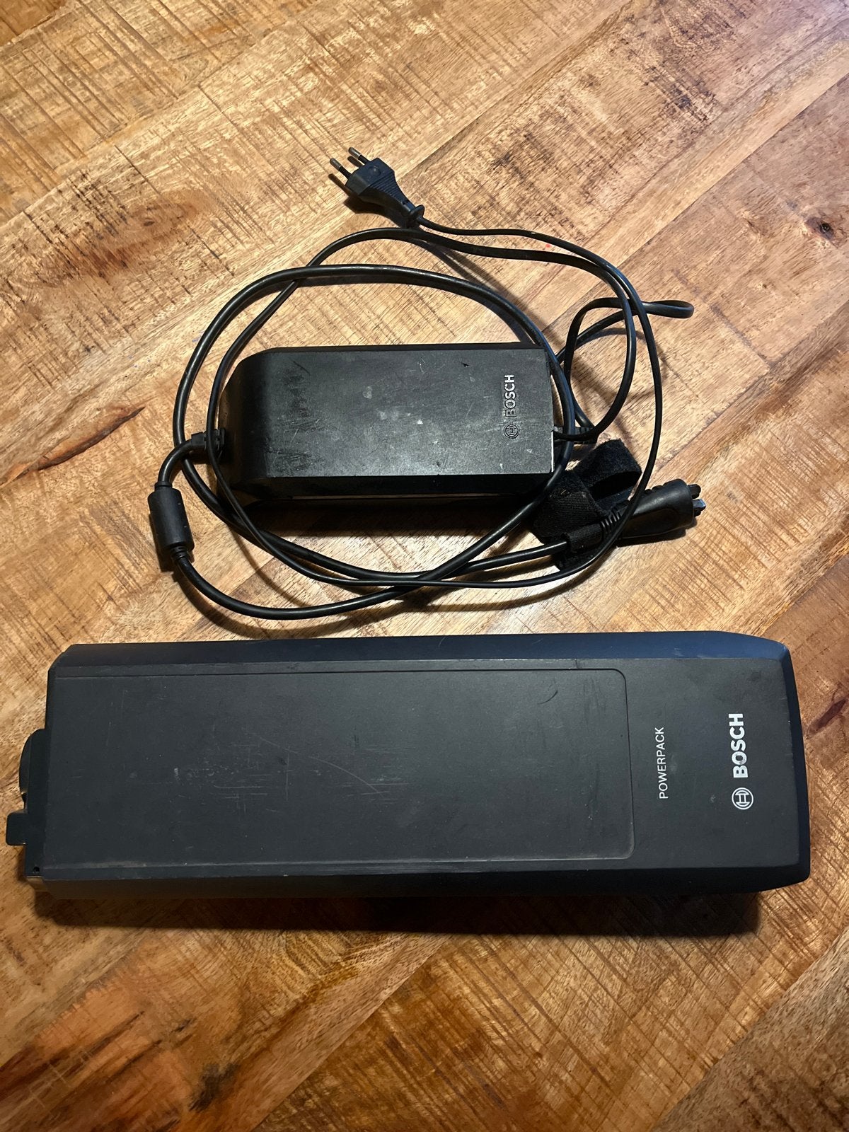 Bosch e-bike accu Powerpack 36V met lader, Gebruikt