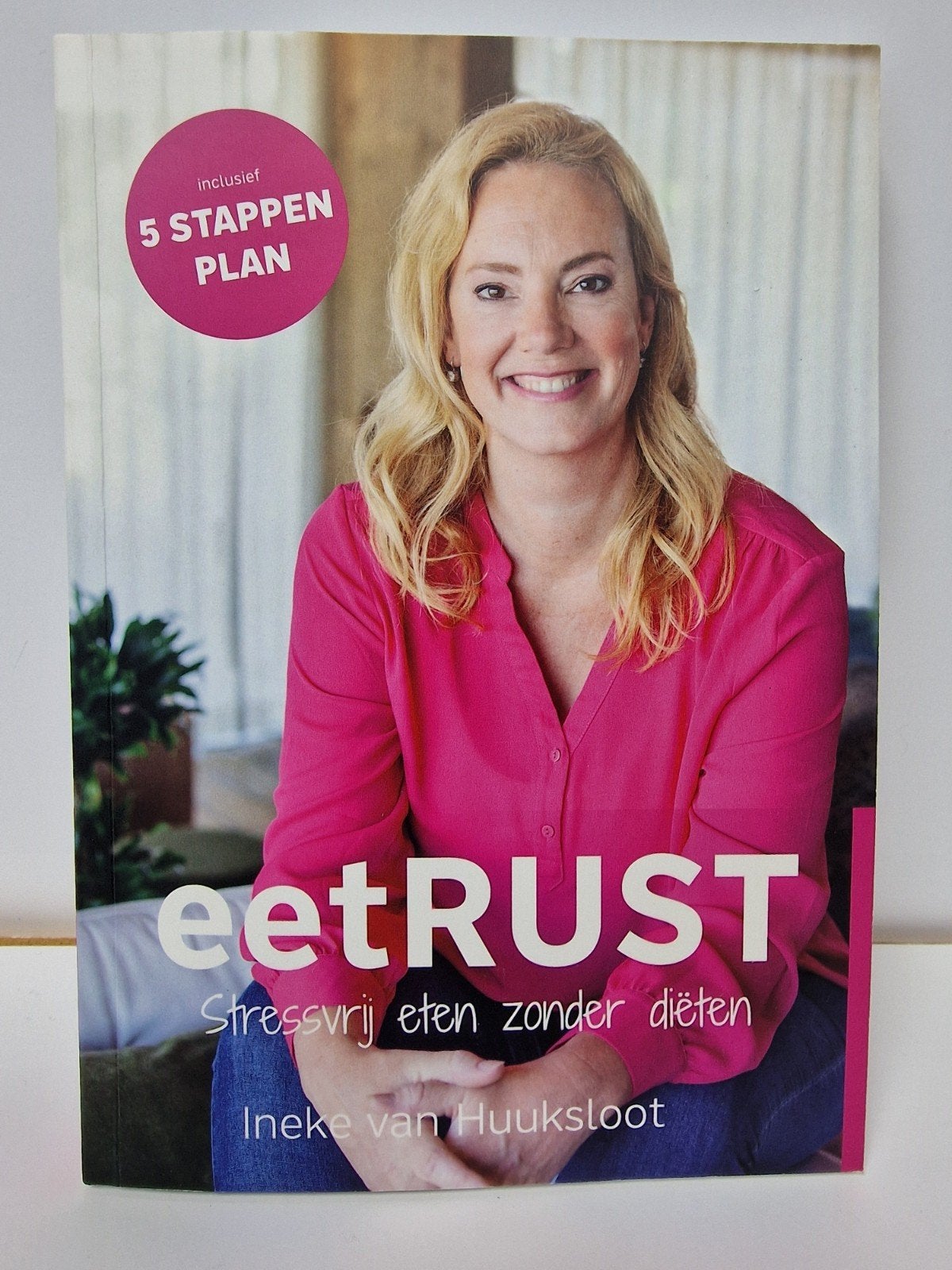 NIEUW!   EetRUST.   Ineke Huuksloot, Ophalen of Verzenden, Nieuw