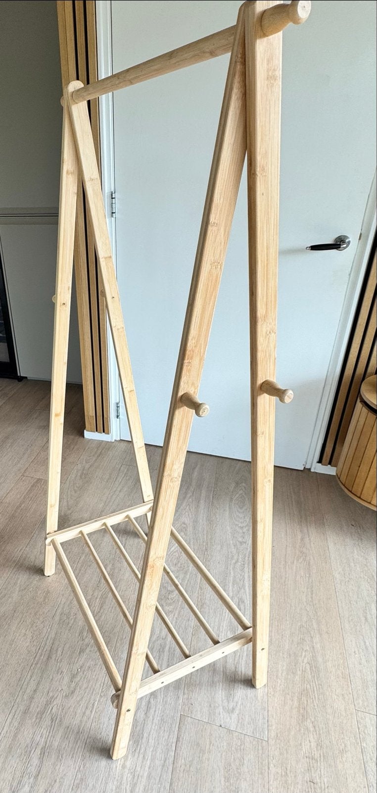 Kledingrek van bamboe met opbergplank, Kleding | Dames, Ophalen, Gebruikt