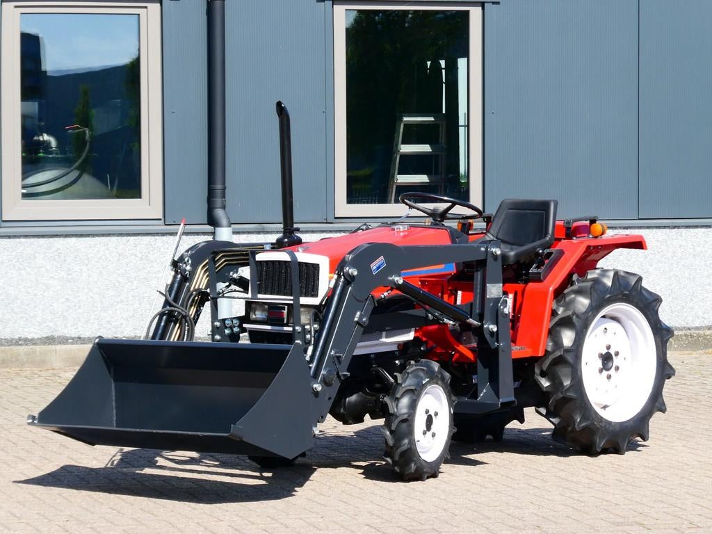 Yanmar F16D 4wd / 1576 Draaiuren / Voorlader, Overige merken, Gebruikt, De Maalstroom 3
8255 RN  Swifterbant, VM Service
