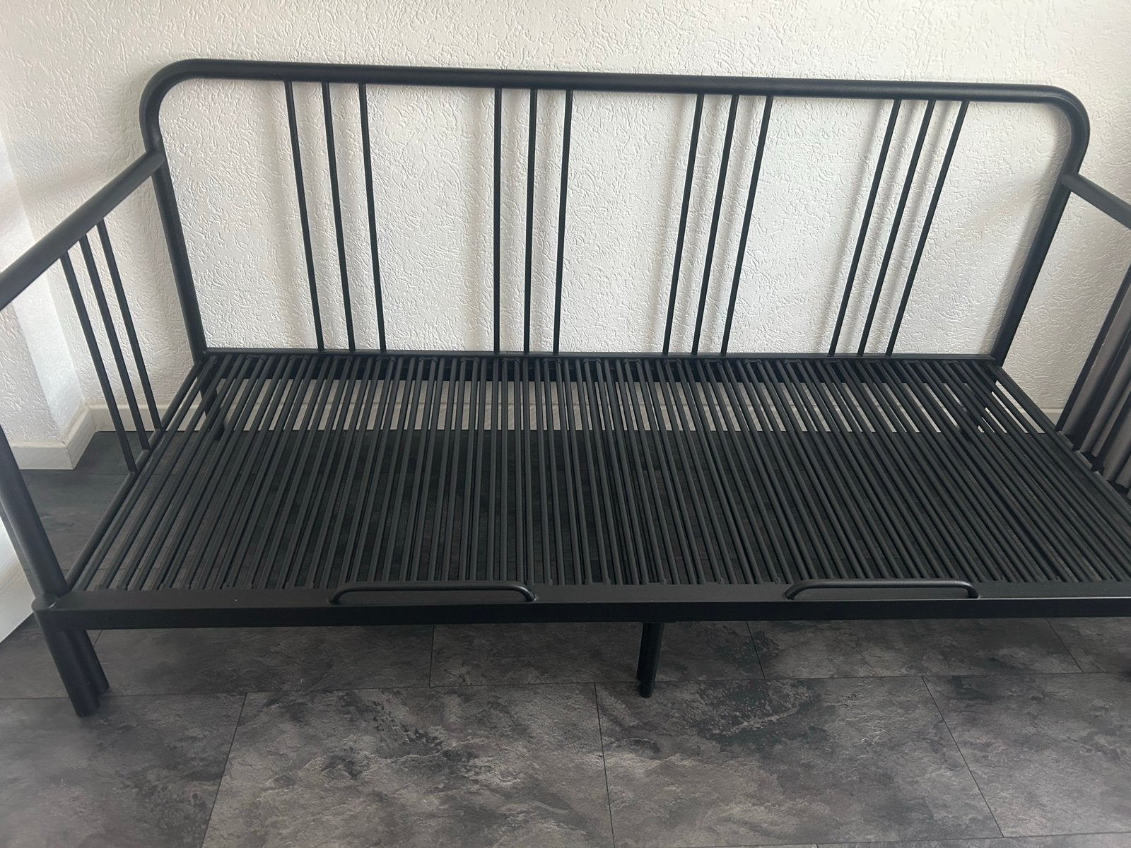 Zwart Metalen  - uitschuifbaar bed Nette Staat, Ophalen, Zwart, Tweepersoons, Zo goed als nieuw