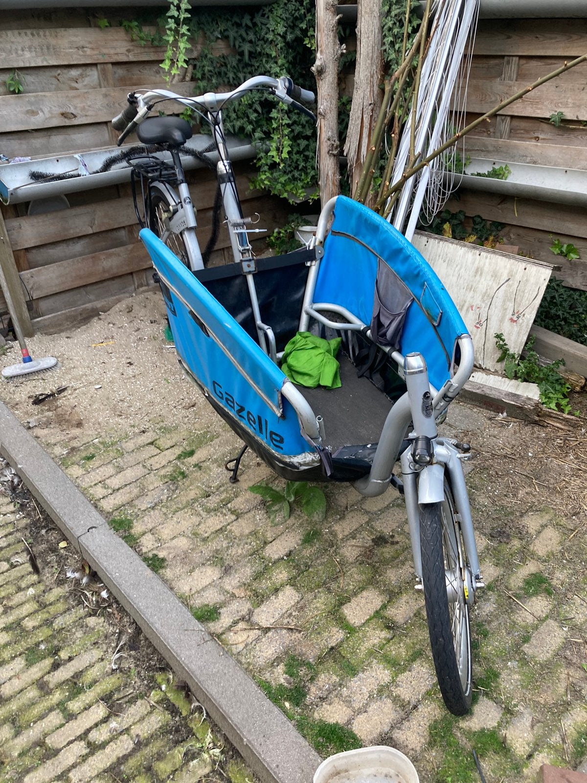 Te koop bakfiets, Ophalen, Gebruikt, Opvouwbaar, 2 kinderen