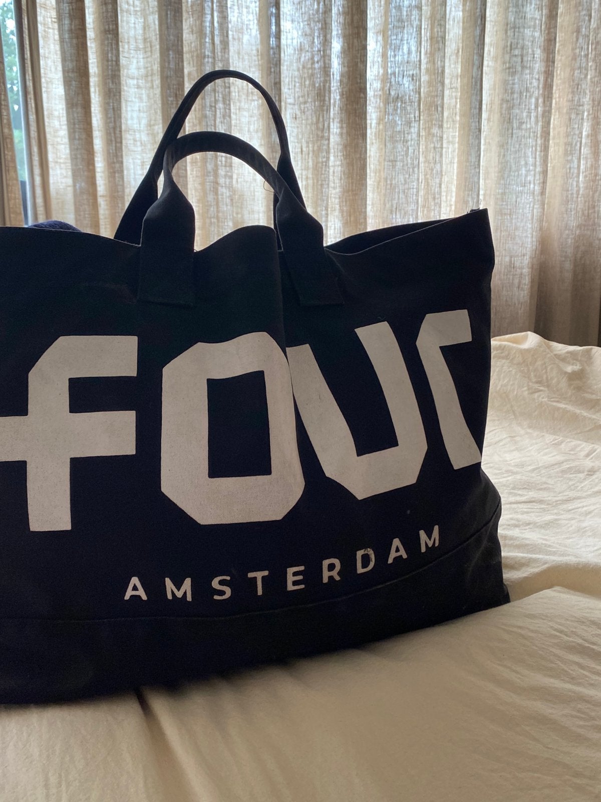 Grote Four Amsterdam tas ( geen straps ), Ophalen, Zo goed als nieuw, Zwart, 30 cm of meer