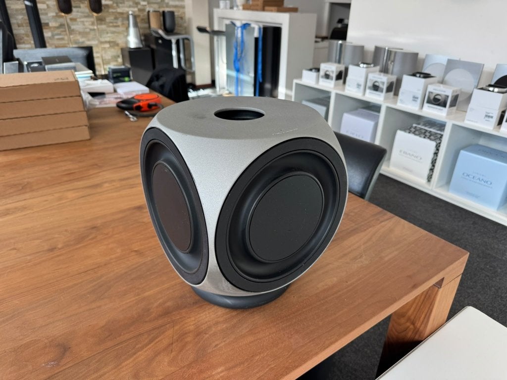Beolab 2 subwoofer | B&O Bang en Olufsen, Gebruikt, Subwoofer, Info@bang-olufsen.dk, Bang & Olufsen