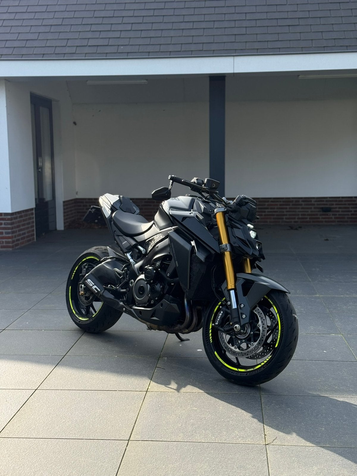 Suzuki GSXS-1000 SC Carbon Kleppensysteem, Motoren, 4 cilinders, Motorrijbewijs A, Particulier, Meer dan 35 kW