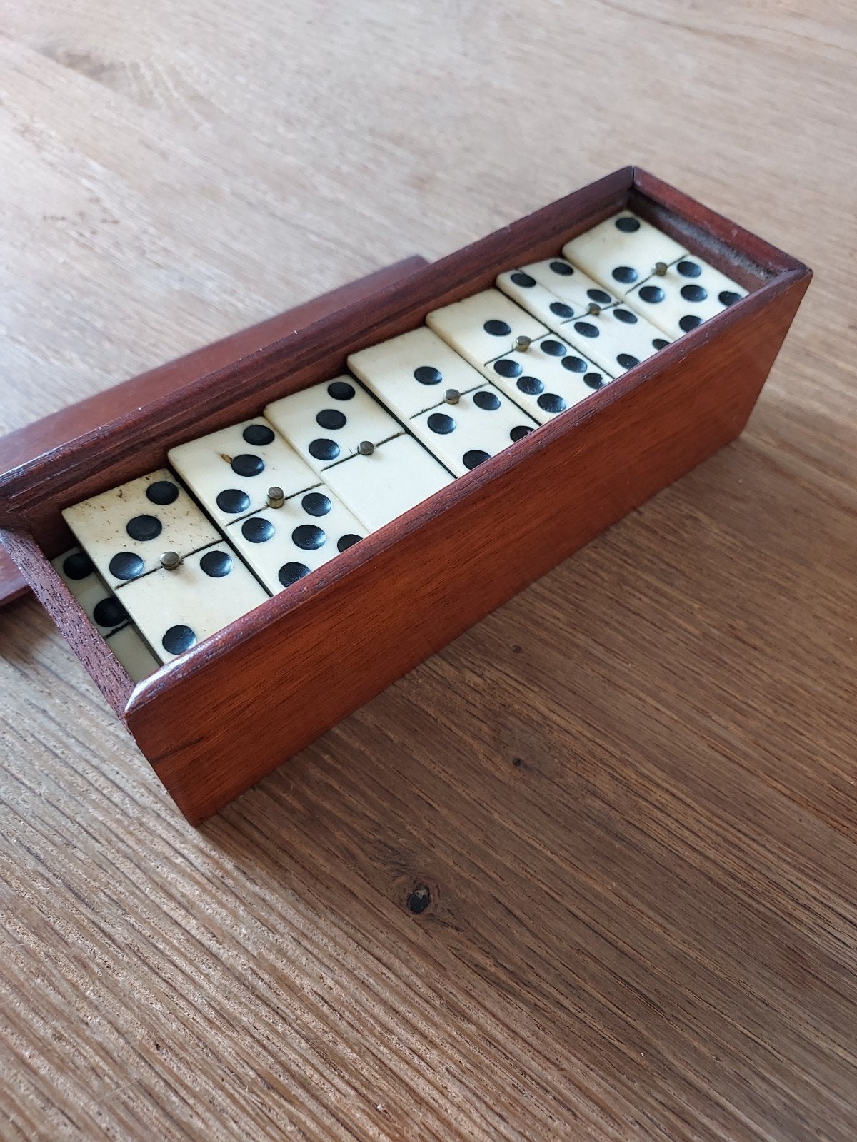 Te koop oud domino setje (compleet!), Antiek en Kunst, Ophalen