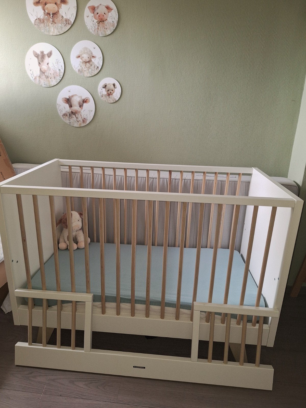 Kidsmill Lars ledikant / peuterbedmet matras, Ophalen, Gebruikt, Ledikant