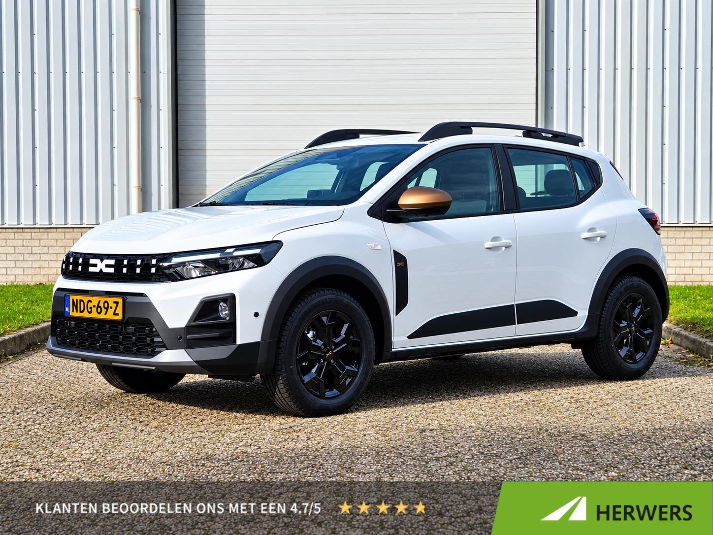 Dacia Sandero Stepway 1.8 hybrid 155 extreme / 360 Camera /, Auto's, Stof, 1789 cc, Euro 6, Wit