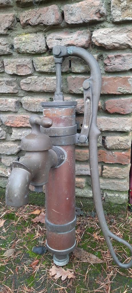 Antieke bronzen waterpomp met kraan, Ophalen, Gebruikt, Handmatig, Overige typen