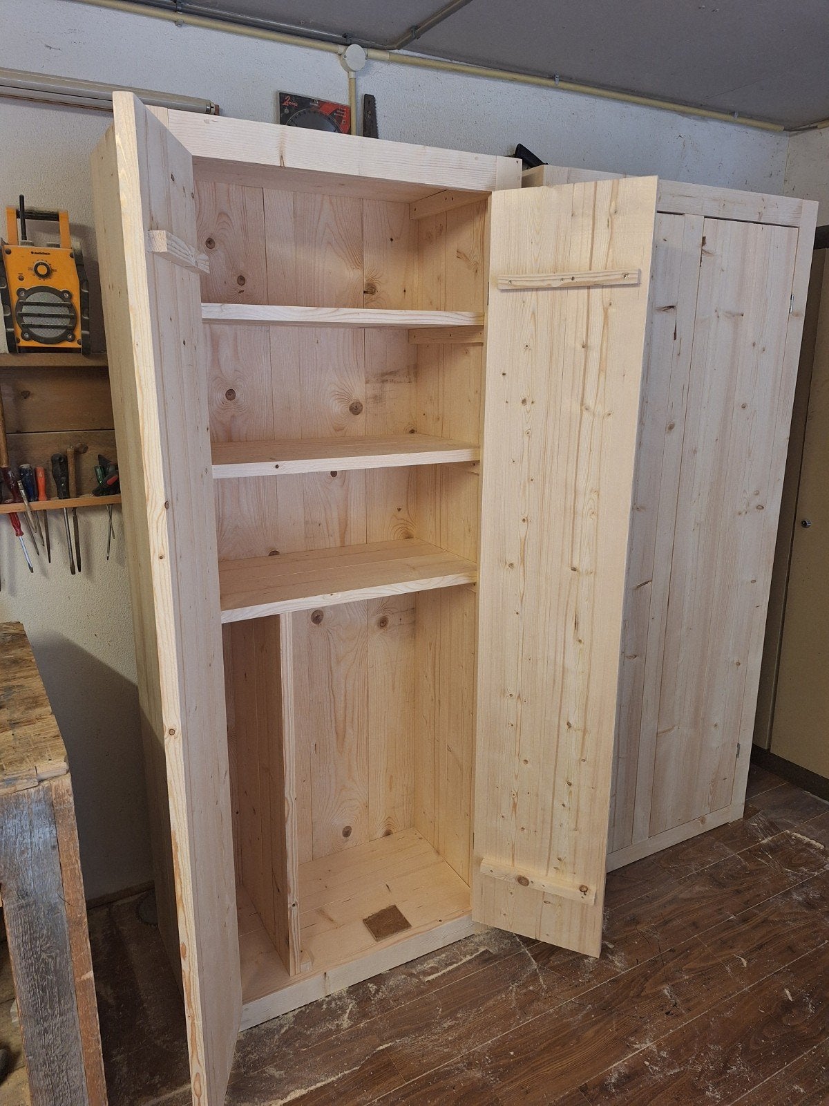 Kledingkast van terug gedroogd en geschaafd hout, Ophalen of Verzenden, Nieuw