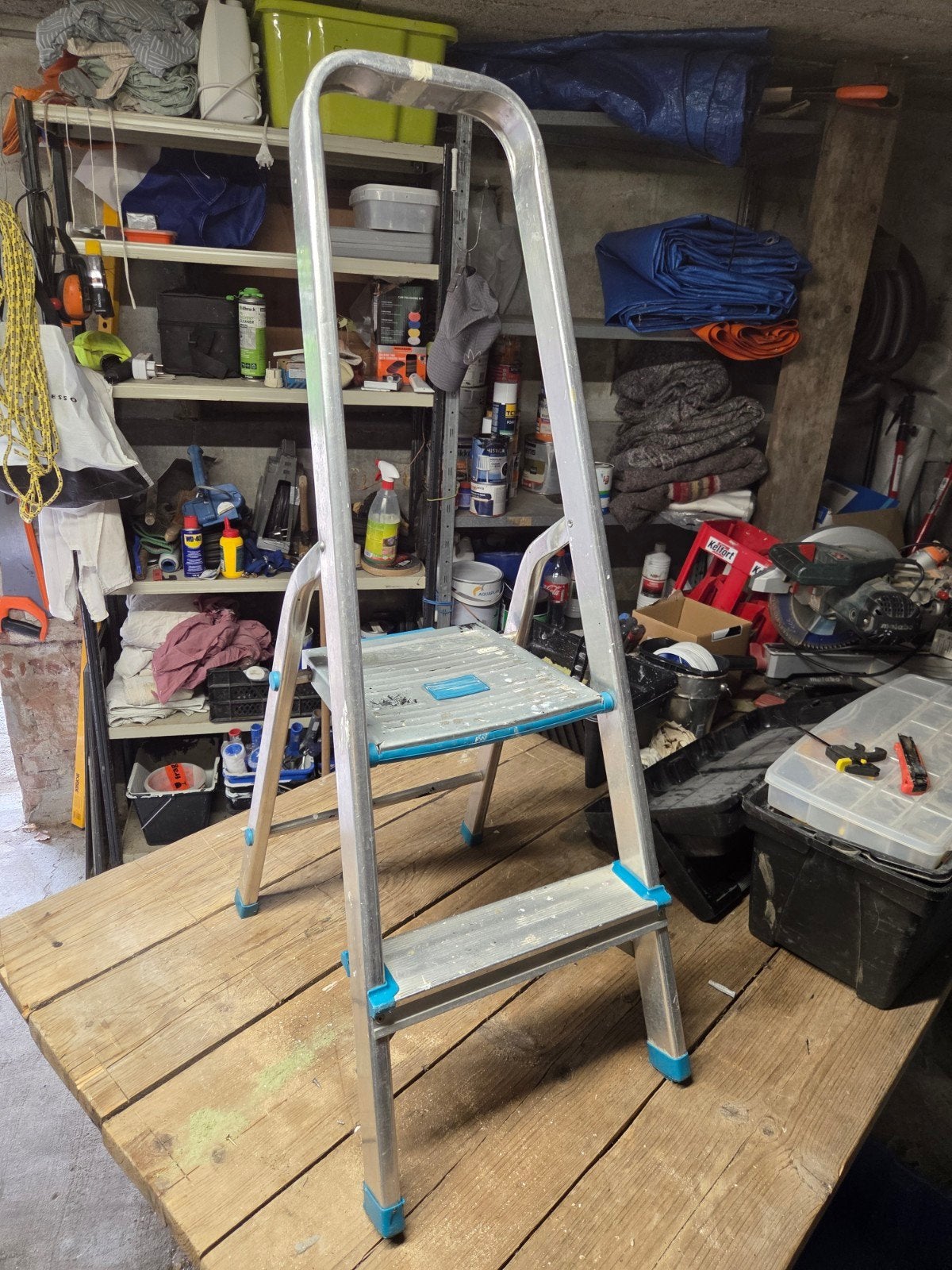 Stevige aluminium trap met 1 treden en plateau, Ophalen, Gebruikt, Trap, Opvouwbaar of Inschuifbaar