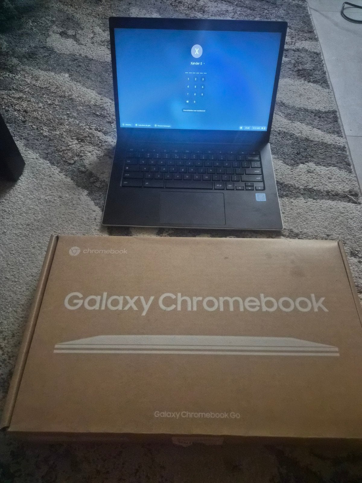 Samsung Galaxy Chromebook Go 14 inch - Zo goed als nieuw, Computers en Software, 32 GB eMMC, 14 inch, Ophalen of Verzenden, Zo goed als nieuw