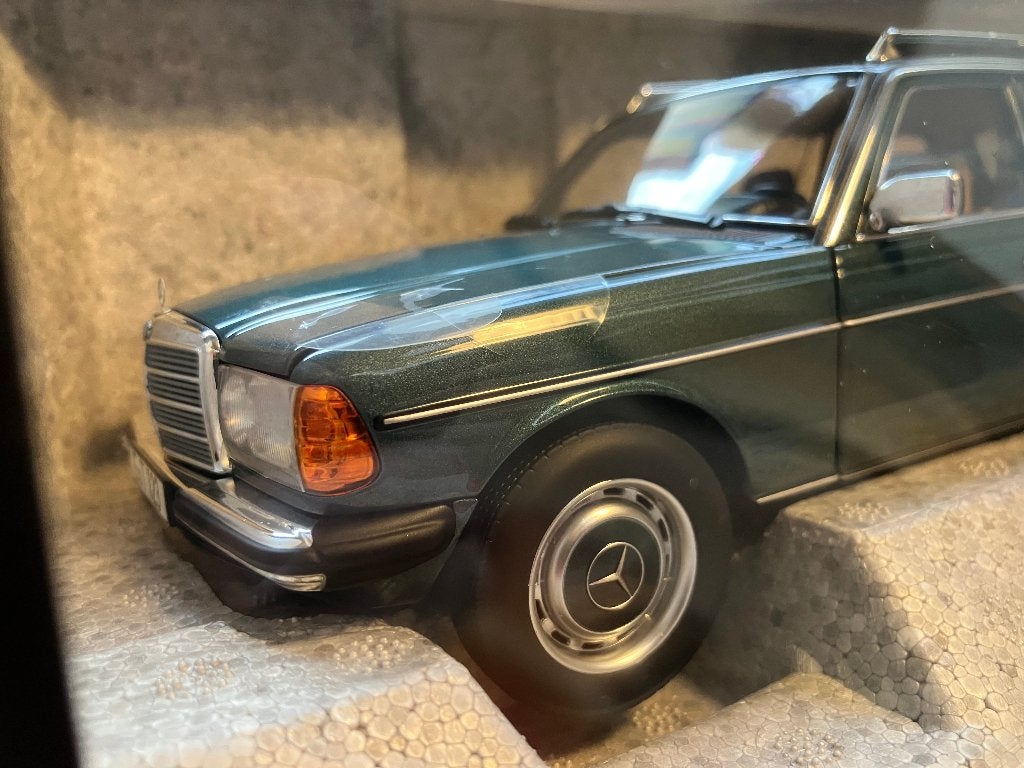 Mercedes E-Klasse T-Model (w124)  1980  Petrol 1/18 Norev, Hobby en Vrije tijd, Ophalen of Verzenden, Nieuw, Auto, Norev