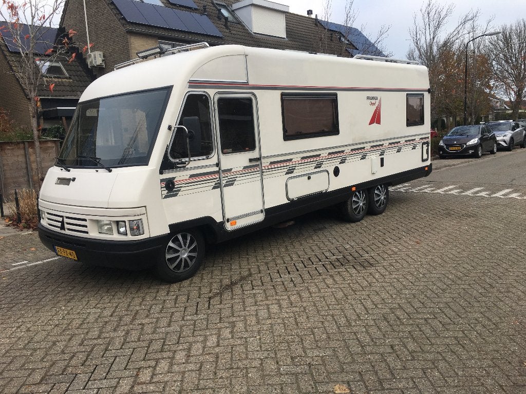 Rolstoeltoegankelijke Frankia 740i Integraal Camper, Standaard zit, Fiat, Koelkast, 7 tot 8 meter