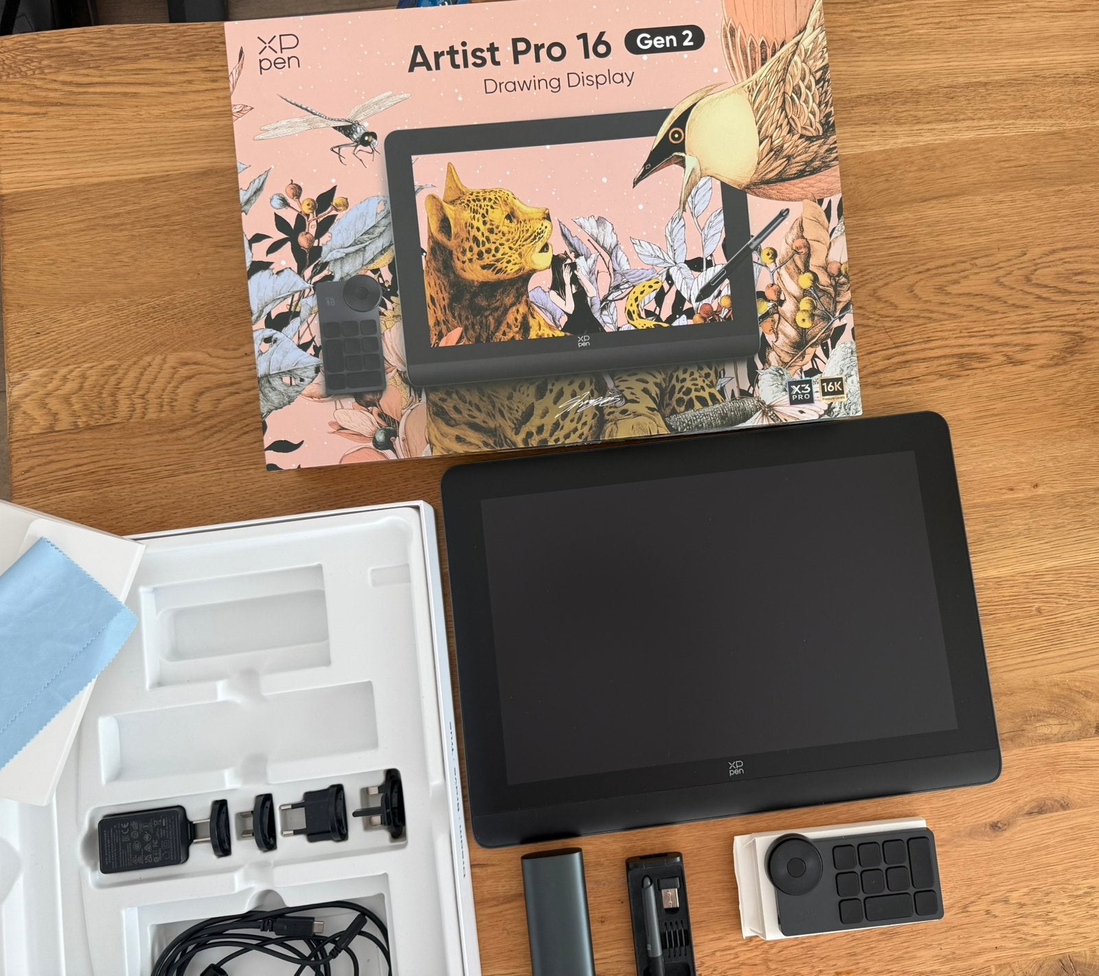 XP-Pen Artist Pro 16 Gen 2 – zo goed als nieuw  tekentablet, Computers en Software, Tekentablets, Ophalen, Zo goed als nieuw