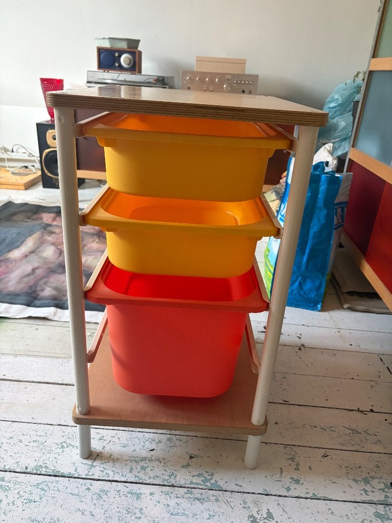 Gekleurd vintage Ikea kinder lade kastje, Ophalen, Scandinavisch, Hout, Kinderbureau