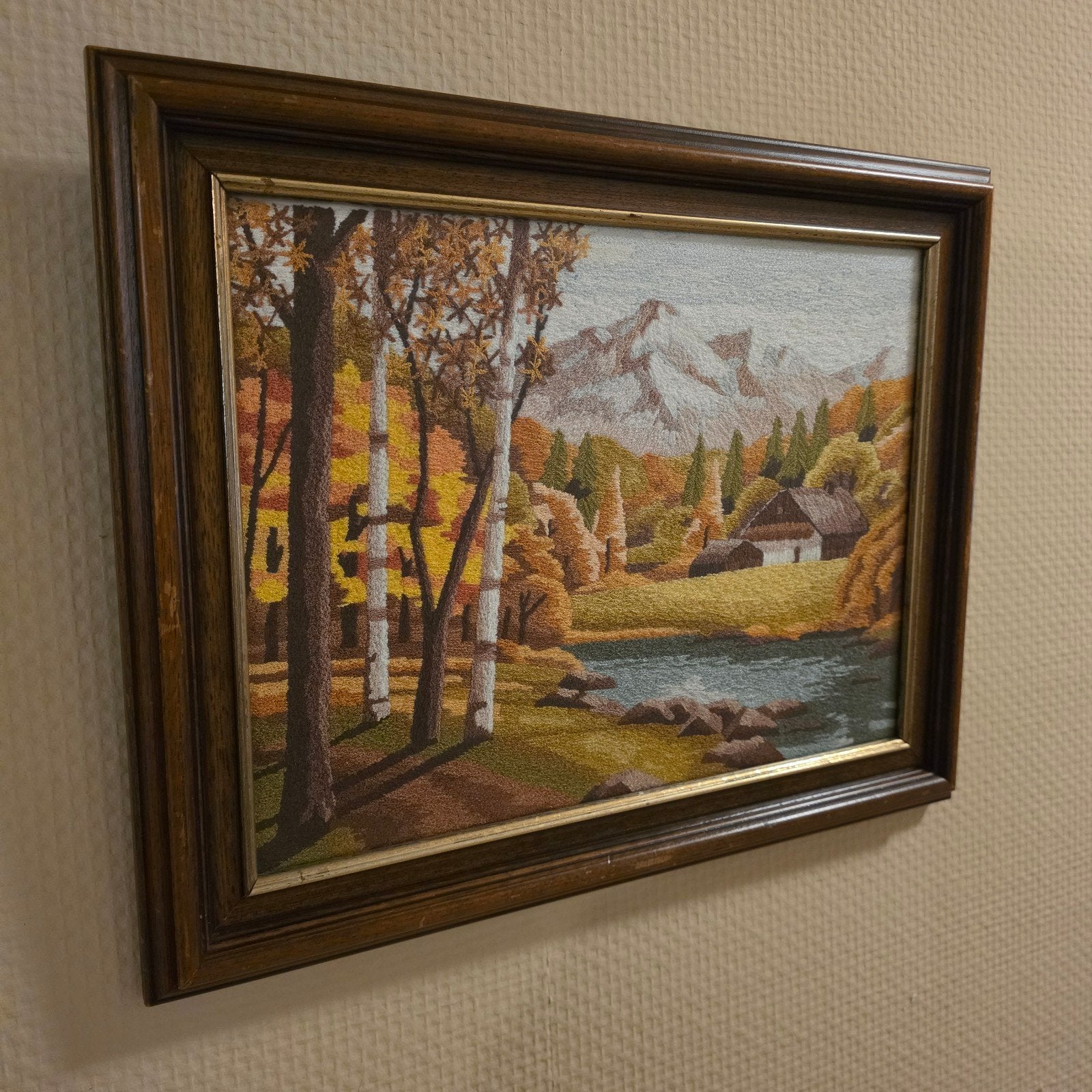 Vintage Borduurwerk Landschap Bergmeer Houten Lijst 50x40, Ophalen of Verzenden