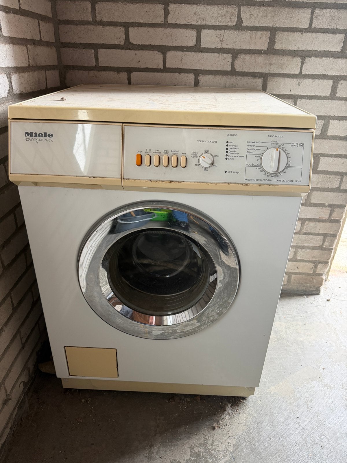 Miele wasmachine Novotronic W816 lager/trommelkruis defect, Witgoed en Apparatuur, Ophalen, Zo goed als nieuw, 1200 tot 1600 toeren