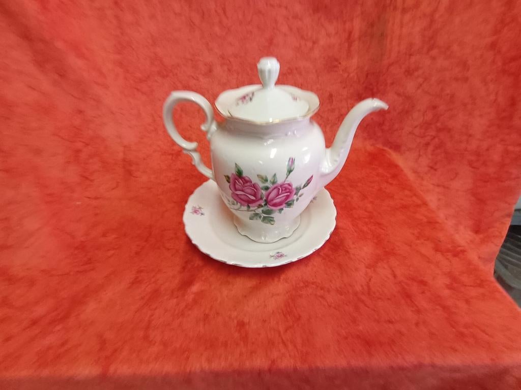 Theepot en vintage nostalgische borden servies brocante, Ophalen of Verzenden